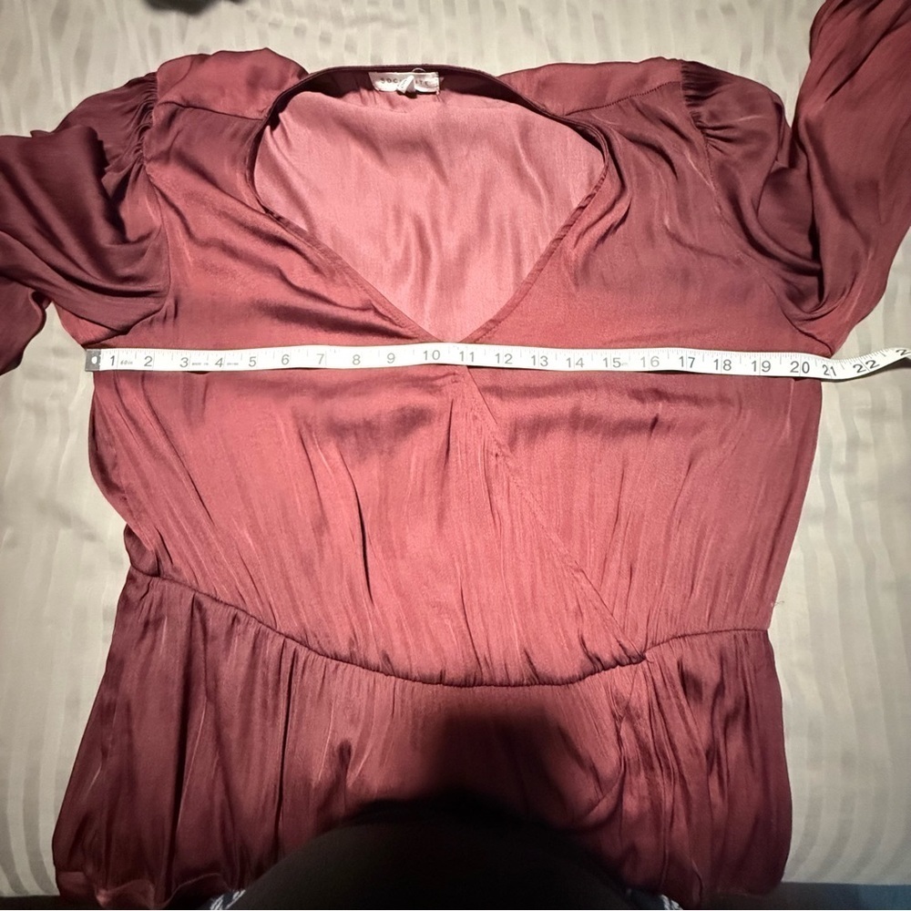 Socialite Red Ruffled V-Neck Long Sleeve Dress - Picture 6 of 9